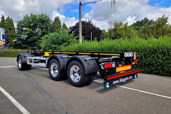 Levering van een MultiWay Forest-aanhangwagen voor Bigorre Forest